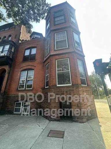 Main picture of 620 Madison Avenue