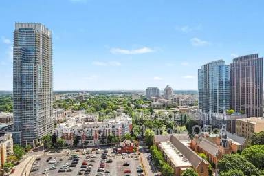 Main picture of 500 West Trade