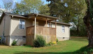 Main picture of 1516 Saylors Ford Rd
