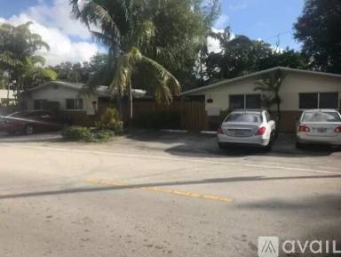 Main picture of 708 SW 15th Ave