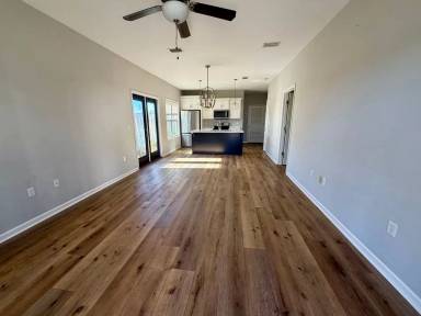 Main picture of 301 Gabrielle Ln