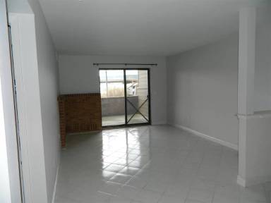 Main picture of 90 Roaring Fork Ave