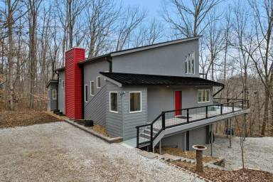 Main picture of 150 Shade Tree Ln