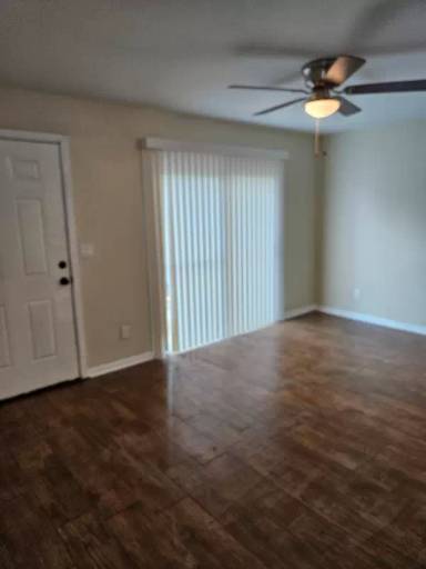 Main picture of 3950 SE 17th Ct