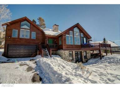 Main picture of 53 Crescent Moon Trl