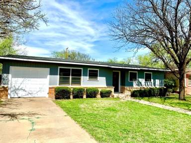 Main picture of 4018 38th St