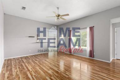 Main picture of 2805 Larissa Dr