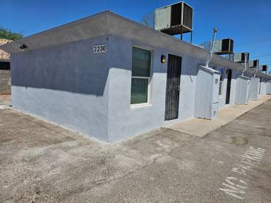 Main picture of 2238 E Polk St Apartments