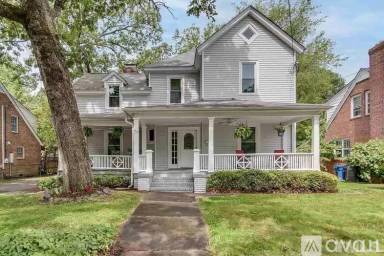 Main picture of 1109 N Gregson St