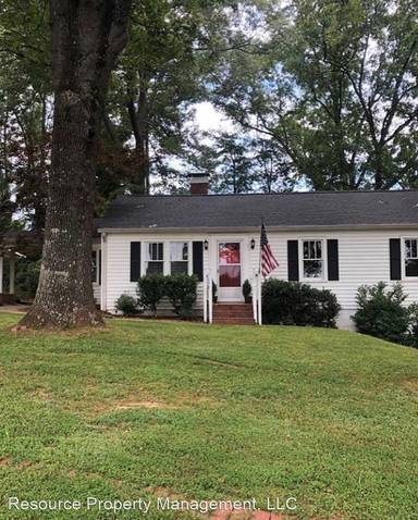 Main picture of 890 Longstreet Cir