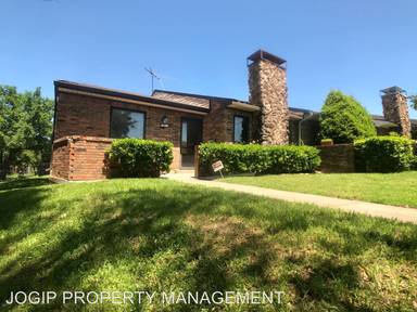 Main picture of 1511 Cherrycrest St