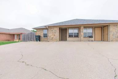 Main picture of 4608 Bowles Dr