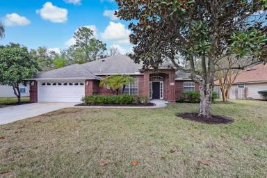 Main picture of 749 Grand Parke Dr