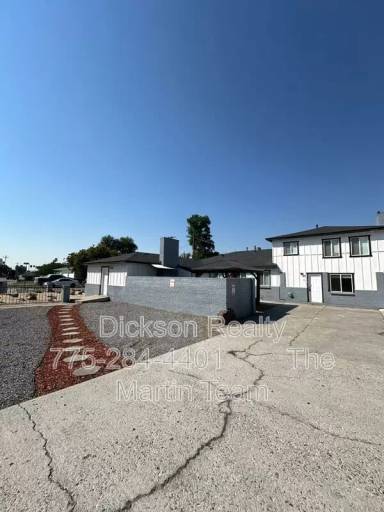 Main picture of 810 G St
