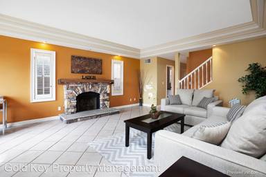 Main picture of 2416 Vancouver Ave