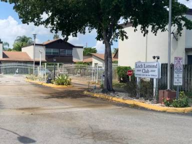 Main picture of 3200 NW 5th Ter