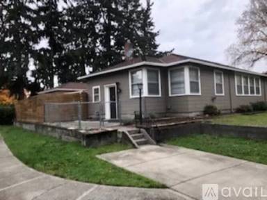 Main picture of 64 Idaho St