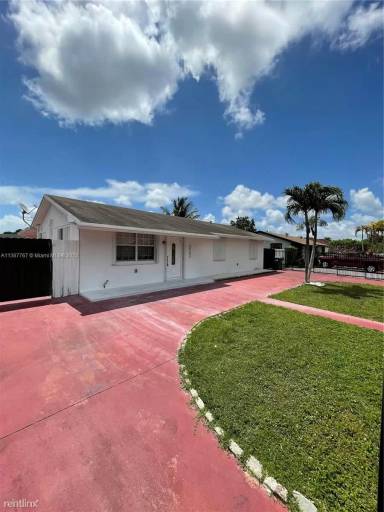 Main picture of 30243 SW 149th Ct