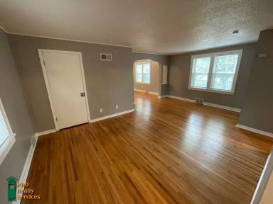 Main picture of 5240 DuPont Ave N