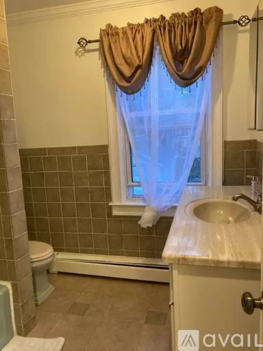 Main picture of 22 N Goodwin Ave