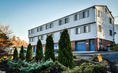 Main picture of 20 Hillcrest Dr