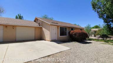 Main picture of 8384 E Lakeshore Dr