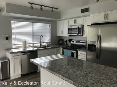 Main picture of 930 Olive Dr Condos