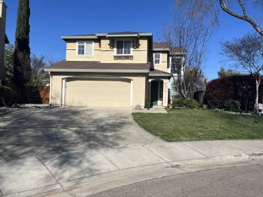 Main picture of 879 Winnipeg Ct