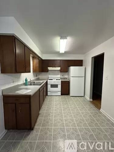 Main picture of 430 W Stevens Dr