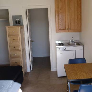 Main picture of Hillcrest Studios - 111