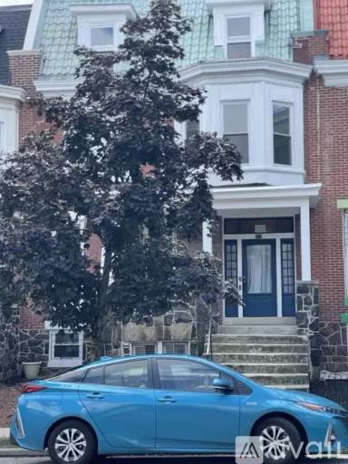 Main picture of 207 W 29th St