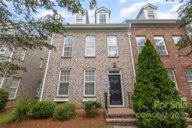 Main picture of 9805 Longstone Ln