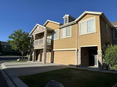 Main picture of 1607 W 110 N