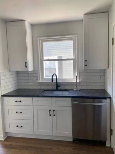 Main picture of 222 S Minerva Ave