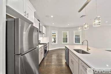 Main picture of 9 Lithgow St