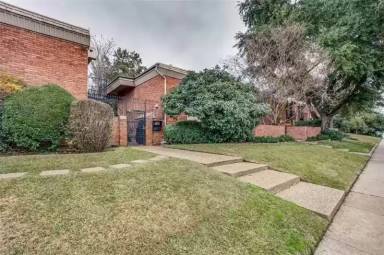 Main picture of 4340 Cedar Springs Rd