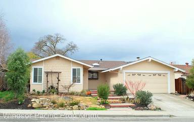 Main picture of 5689 San Antonio St