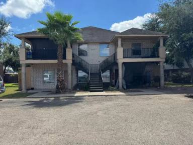 Main picture of 3940 Bourbon St