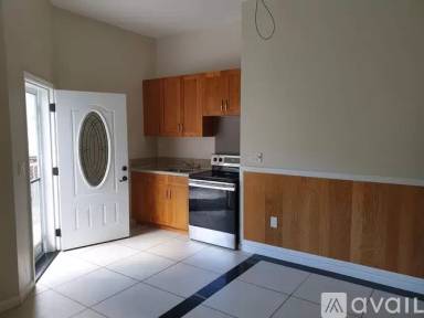 Main picture of 1922 10th Ave