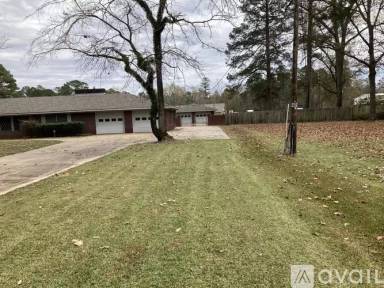 Main picture of 151 Rowland Dr