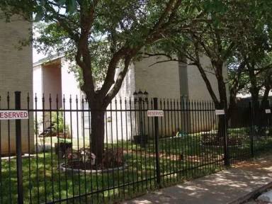 Main picture of 314 S Haswell Dr