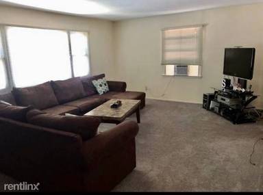 Main picture of 40 Custis Ave