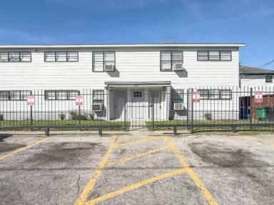 Main picture of 5010 Ennis St