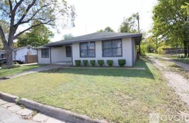 Main picture of 1309 W Avenue D
