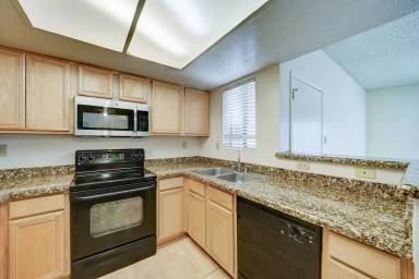 Main picture of Thunderbird Paseo Condominiums