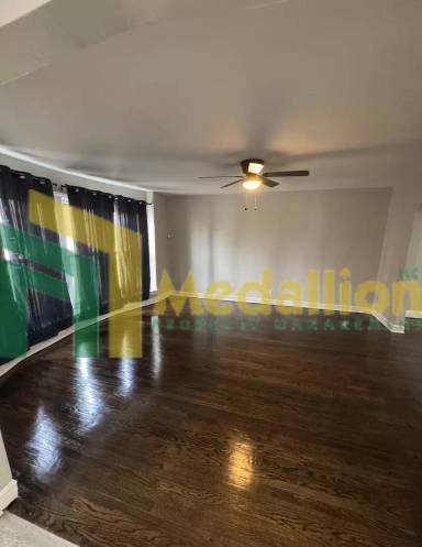 Main picture of 8241 S Vernon Ave