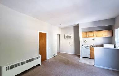 Main picture of 3419 Telford St