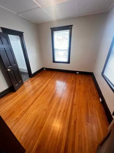 Main picture of 3 Maple Ave