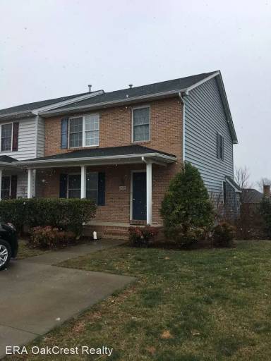 Main picture of 2028 Stoneleigh Dr