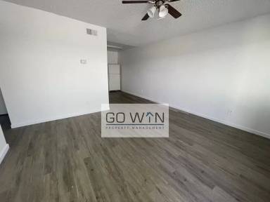 Main picture of 151 E Ingram St
